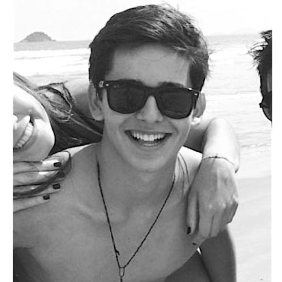 Meet your Posher, Matheus - Picture 1 of 1